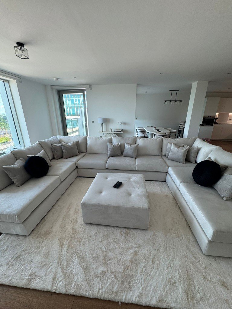 U-shaped sofa, cream